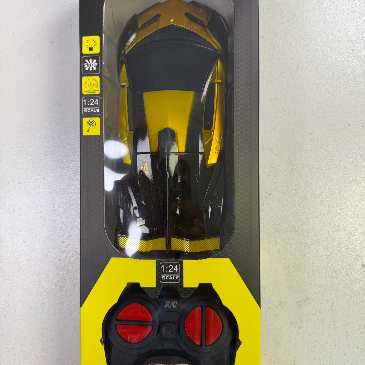 Remote Control Car Rechargeable car 1:24 scale